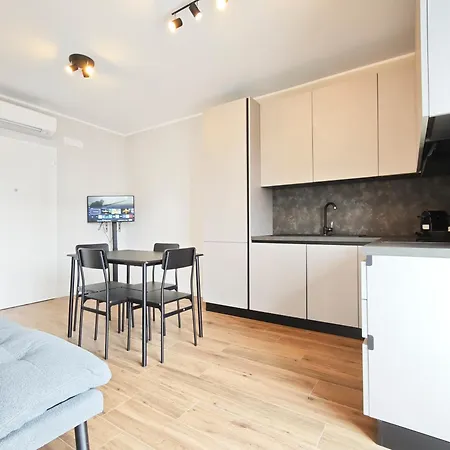 Elimo House Apartment